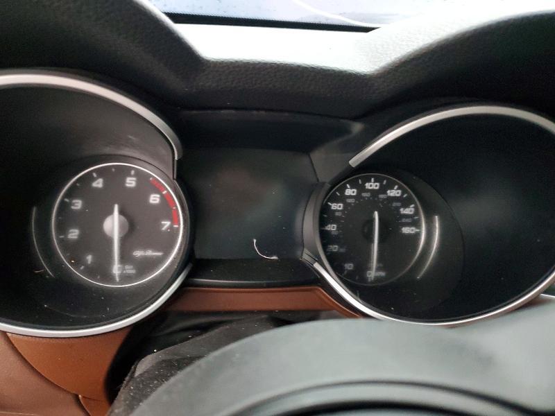 2020 Alfa Romeo Stelvio ti