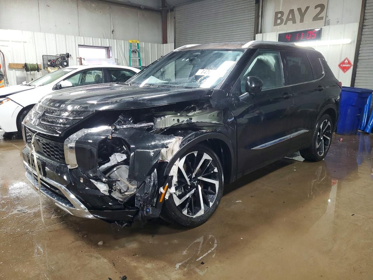 2023 Mitsubishi Outlander sel