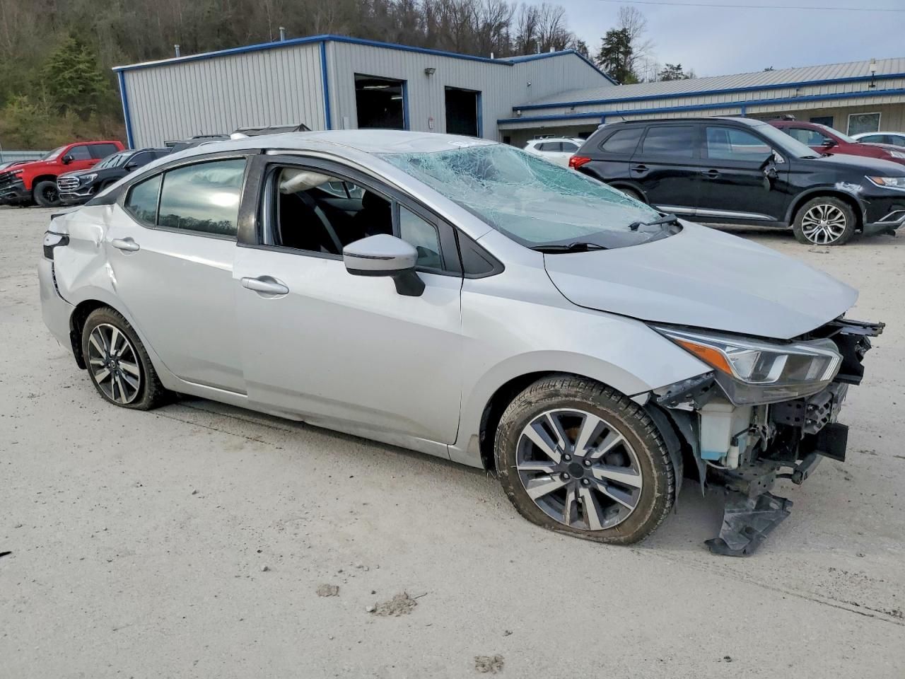 2020 Nissan Versa sv
