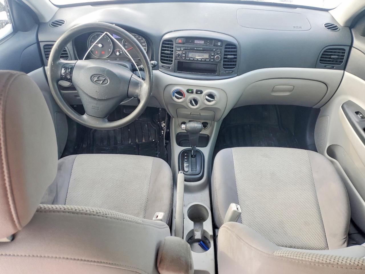 2011 Hyundai Accent gls