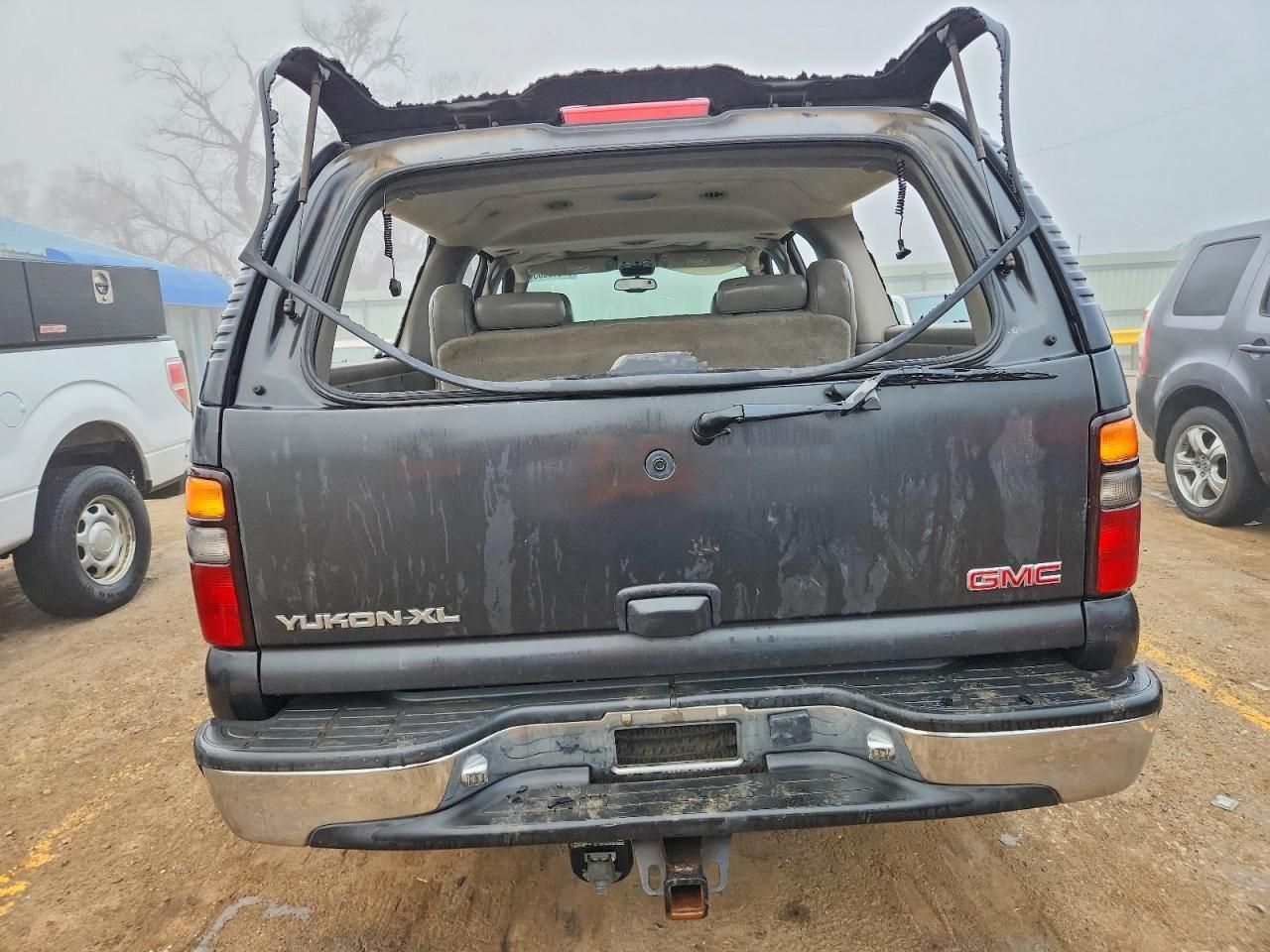 2004 GMC Yukon xl C1500