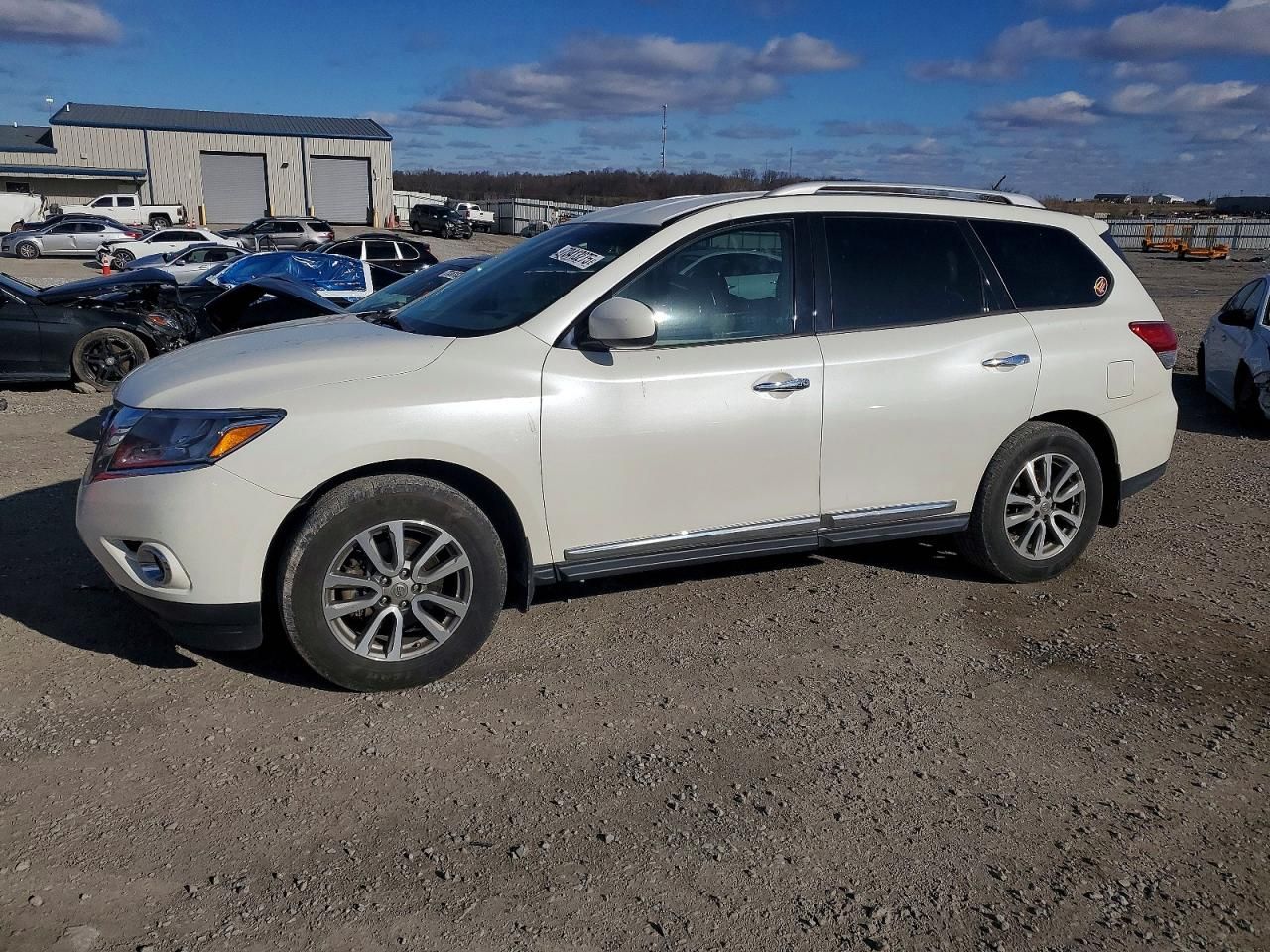 2015 Nissan Pathfinder s