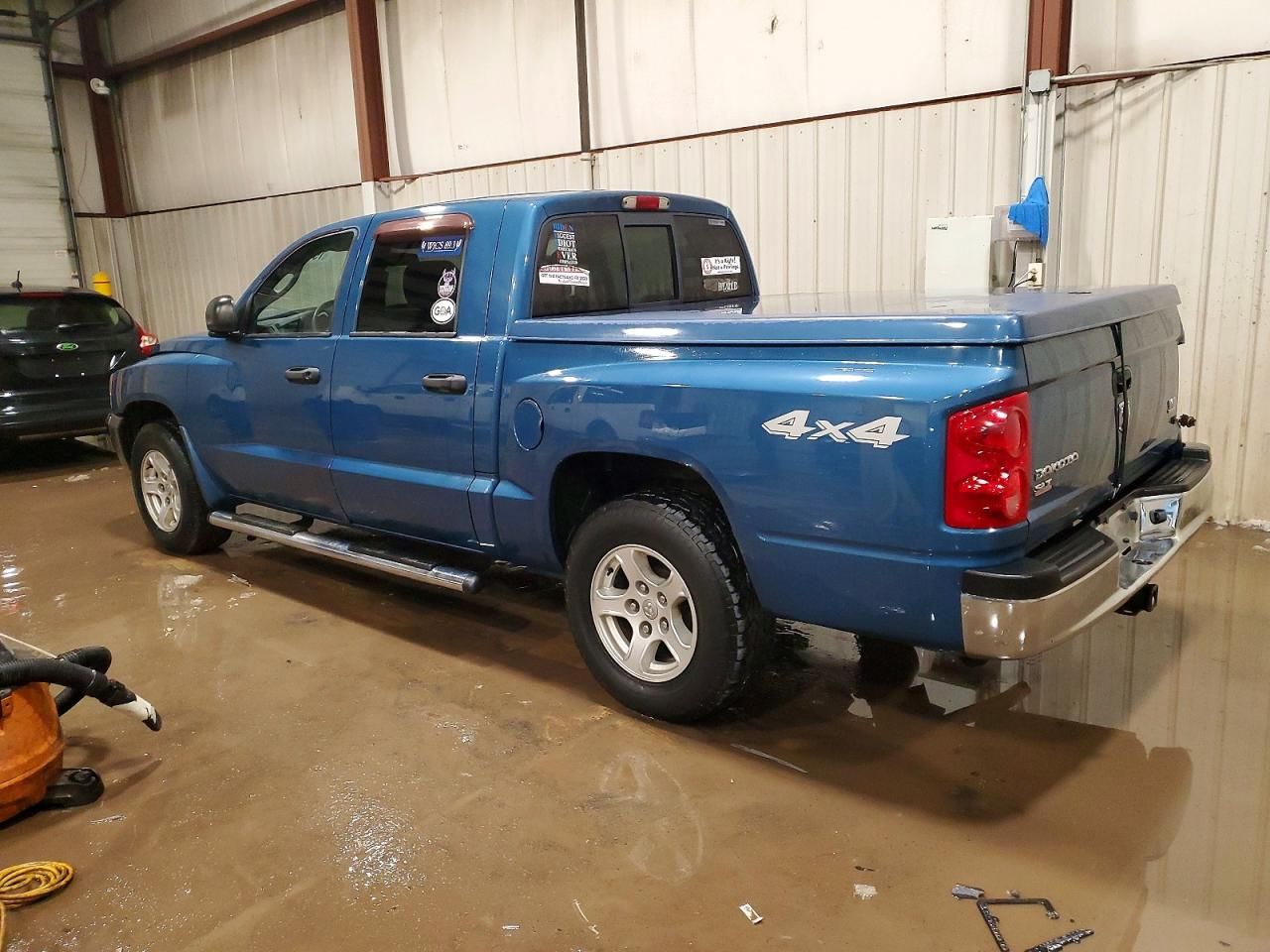 2005 Dodge Dakota Quad slt