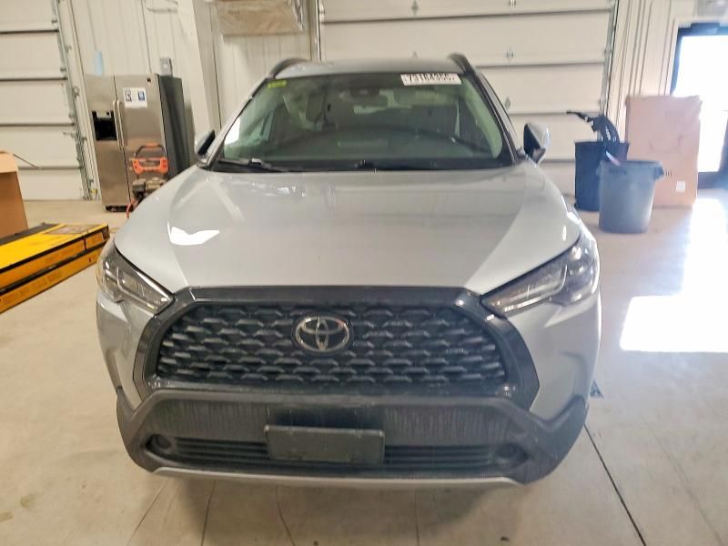 2022 Toyota Corolla Cross le