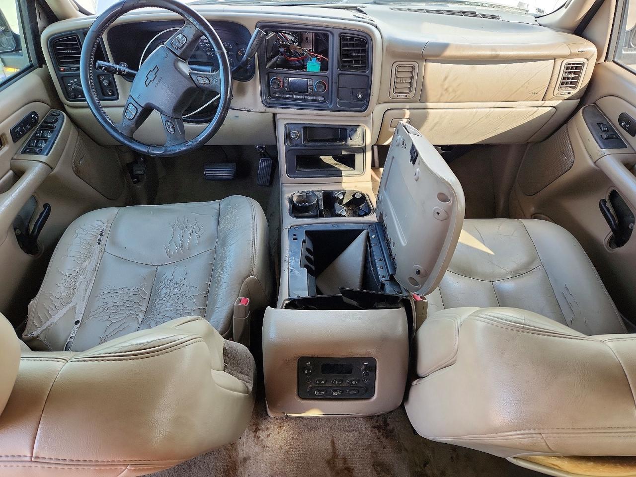 2005 Chevrolet Suburban C1500