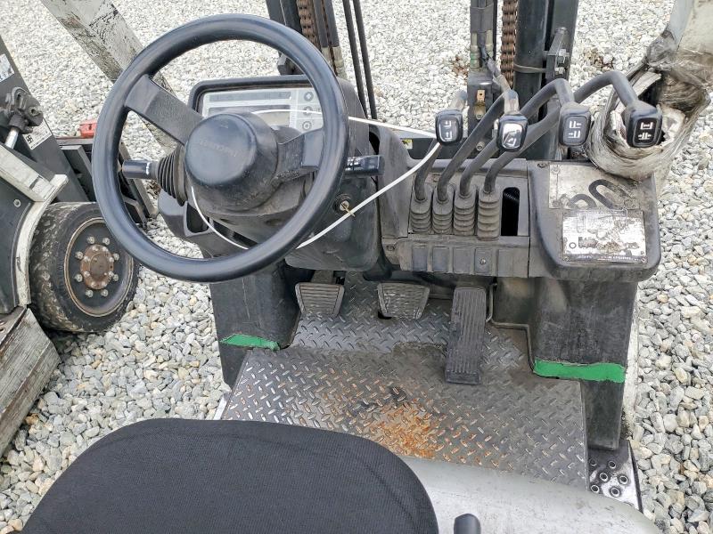 2013 Niss Forklift