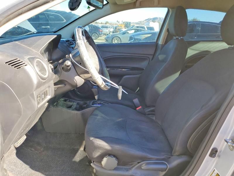 2017 Mitsubishi Mirage G4 se