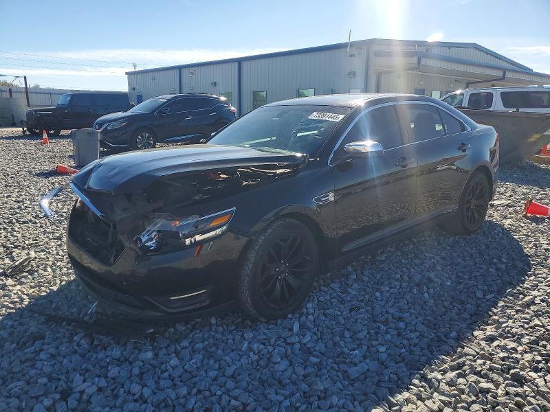 2016 Ford Taurus Limited