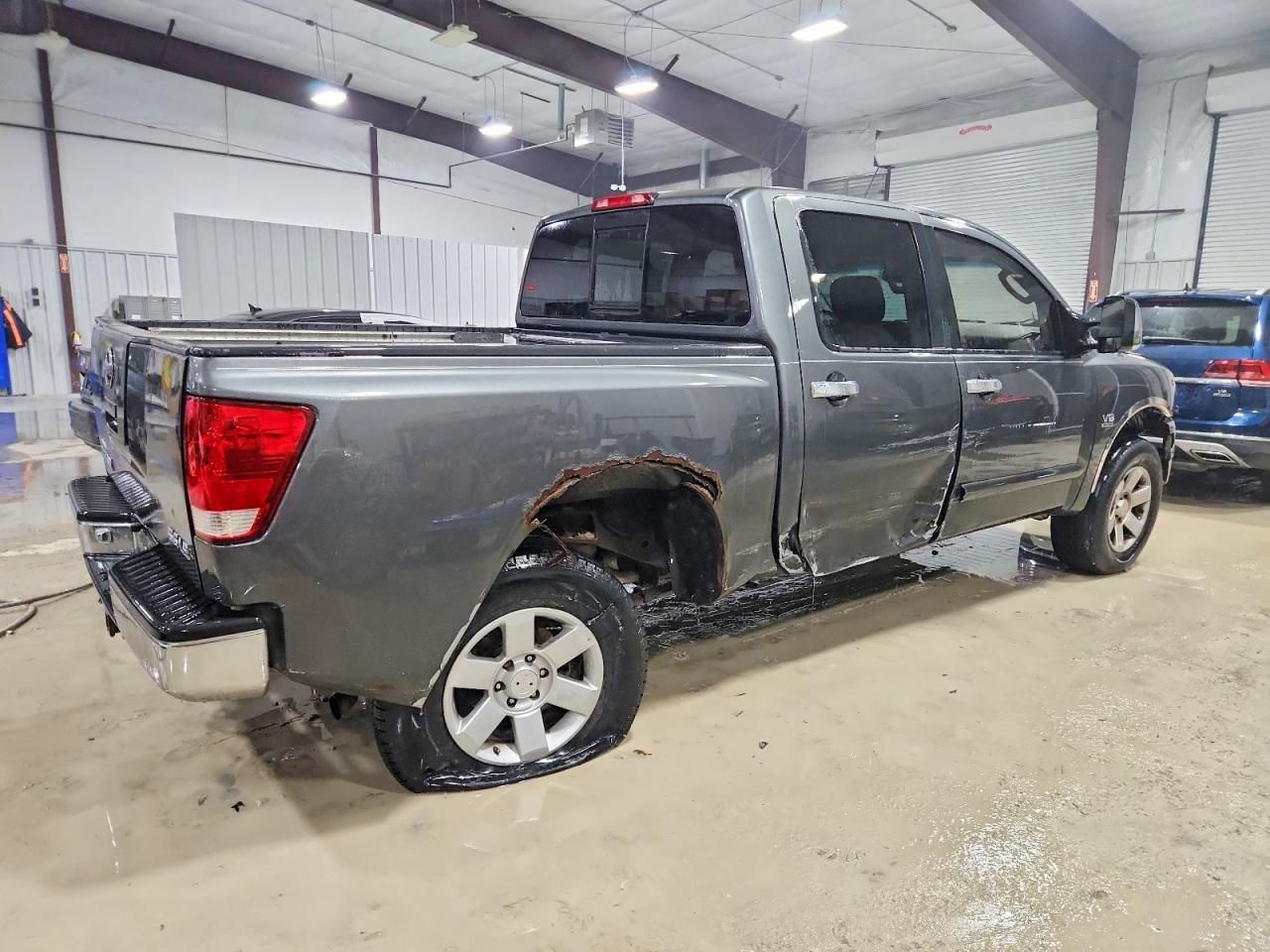 2004 Nissan Titan XE