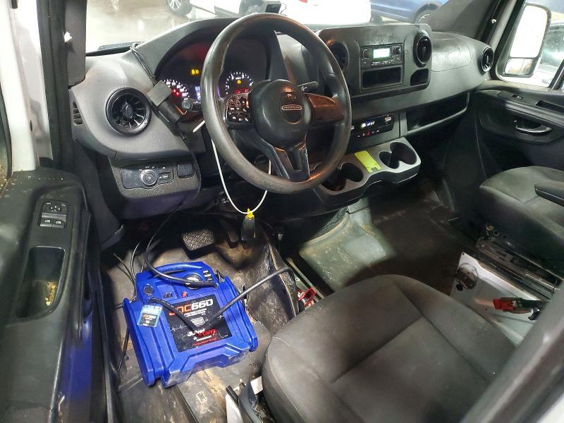 2020 Freightliner Sprinter 2500 Delivery van