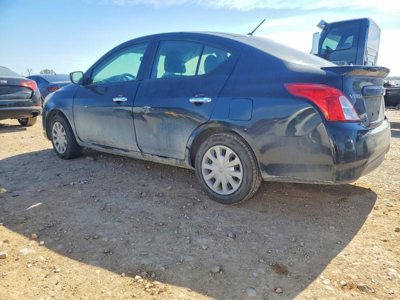 2018 Nissan Versa s