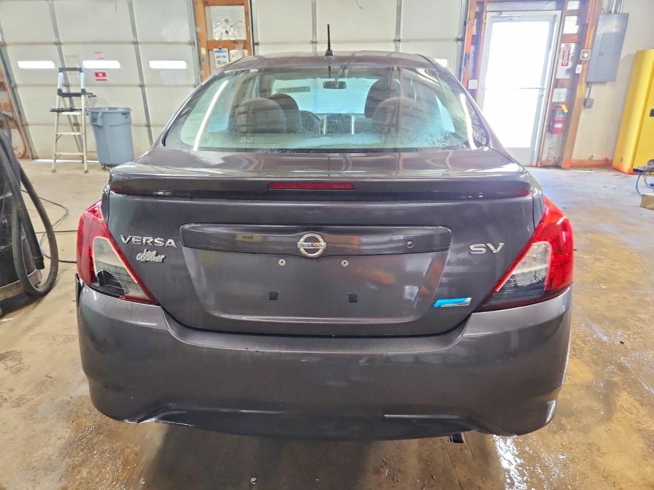 2015 Nissan Versa s