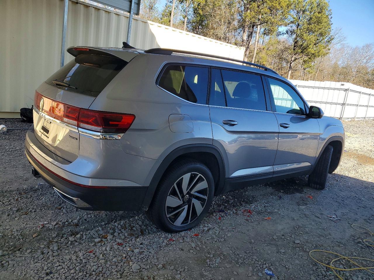 2024 Volkswagen Atlas se
