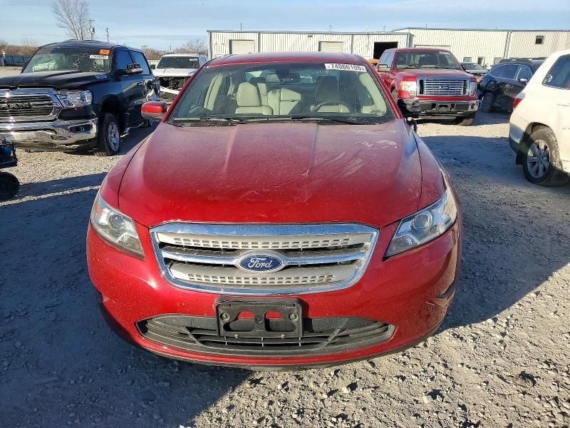2011 Ford Taurus sel