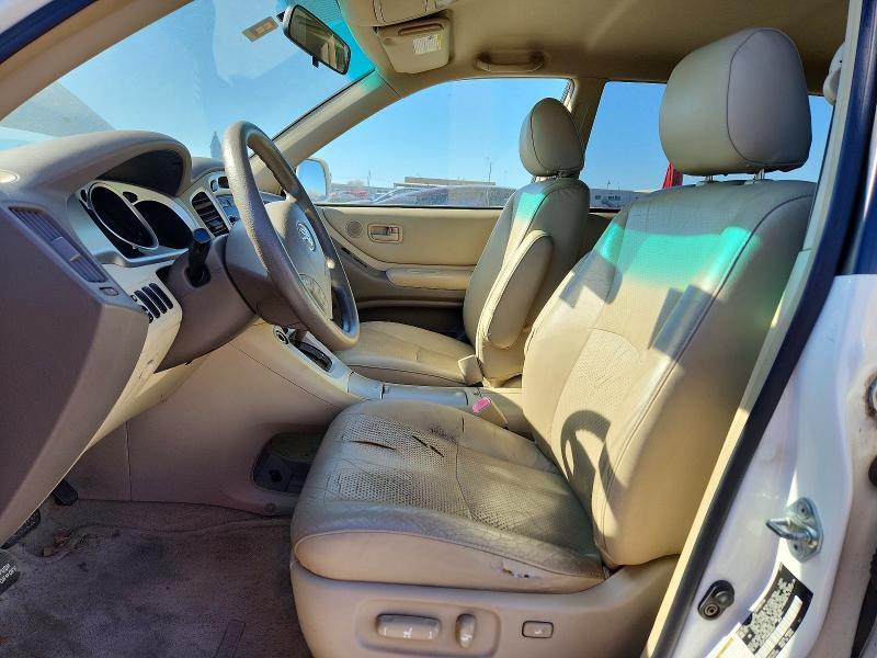 2004 Toyota Highlander Base