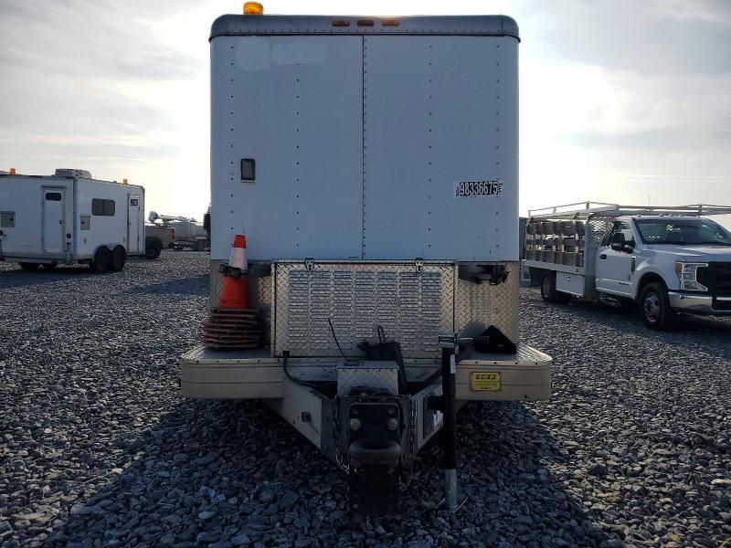 1999 Featherlite Mfg Inc 1999 Featherlite Fiber Optic Splcling Trailer