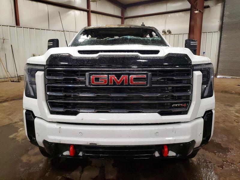 2025 GMC Sierra K3500 AT4