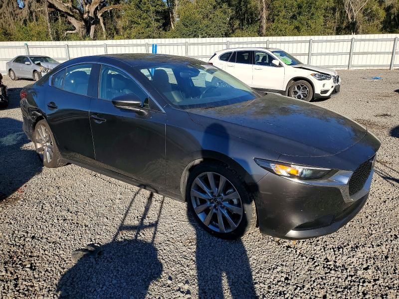 2022 Mazda 3 Preferred
