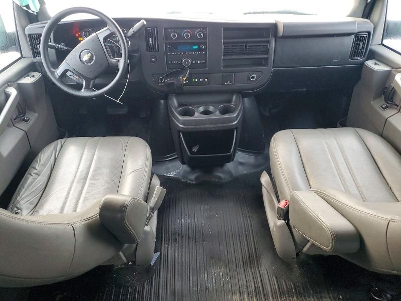 2016 Chevrolet Express G2500
