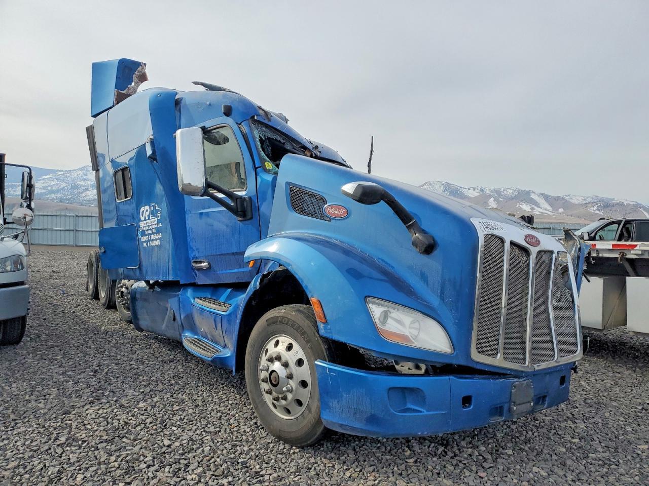 2016 Peterbilt 579 Semi Truck
