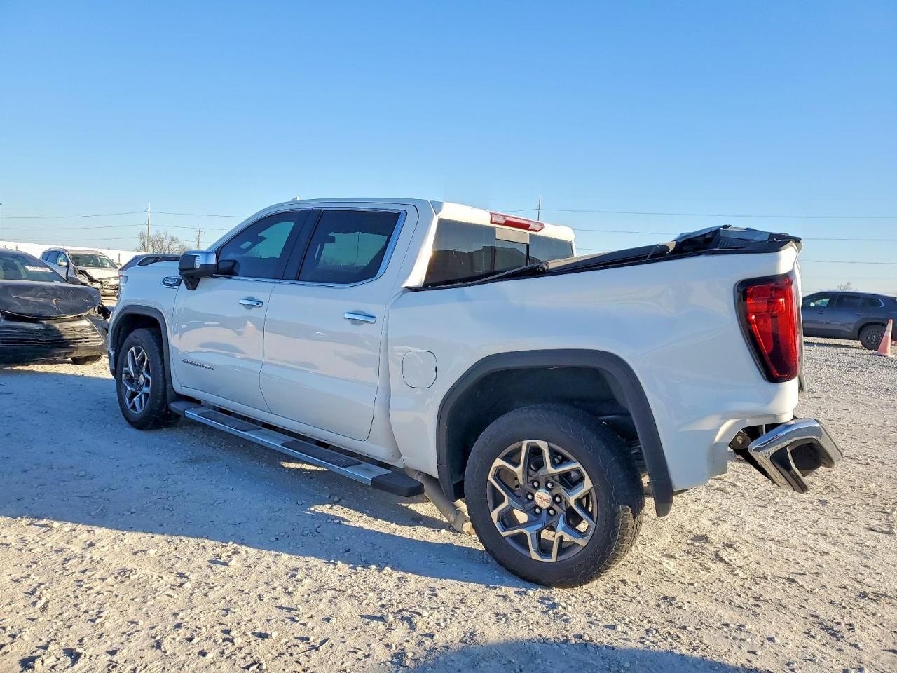 2025 GMC Sierra C1500 slt