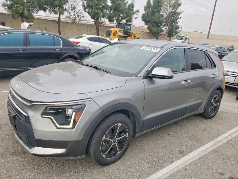 2023 KIA Niro lx