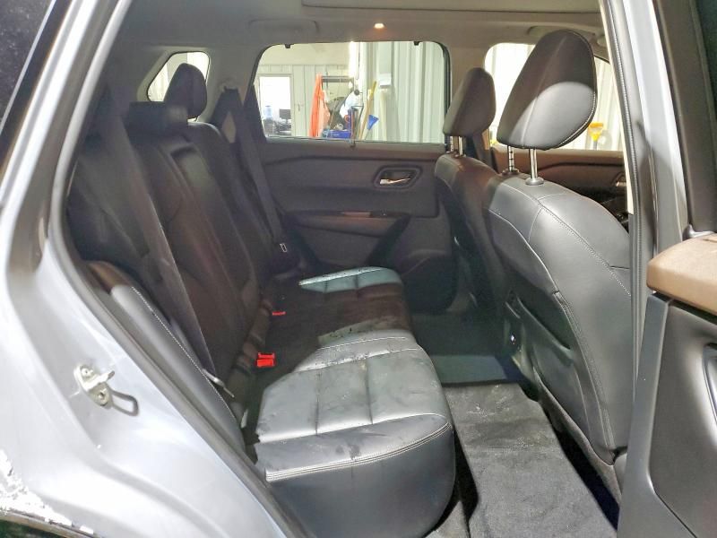 2022 Nissan Rogue sl