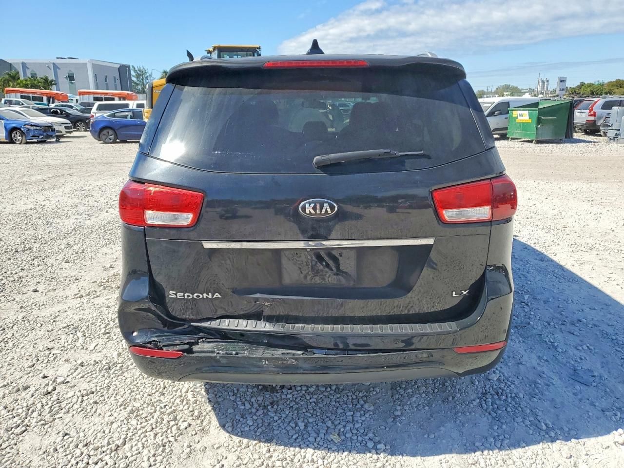 2016 KIA Sedona lx