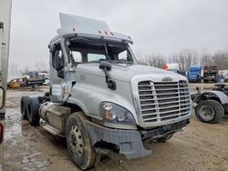 Salvage trucks for sale at Elgin, IL auction: 2018 Freigliner Cascadia 125