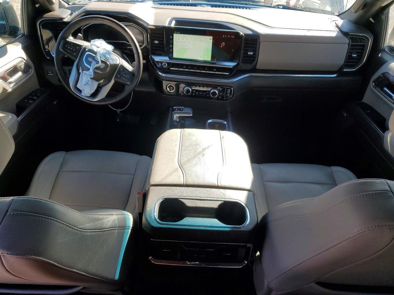 2023 GMC Sierra C1500 SLT