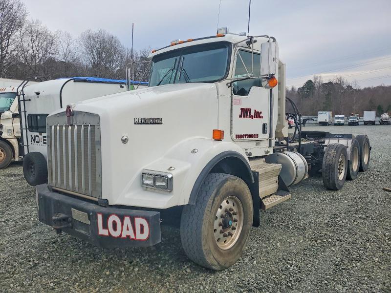2012 Kenworth T800 Semi Truck