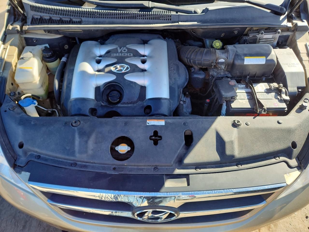 2007 Hyundai Entourage gls