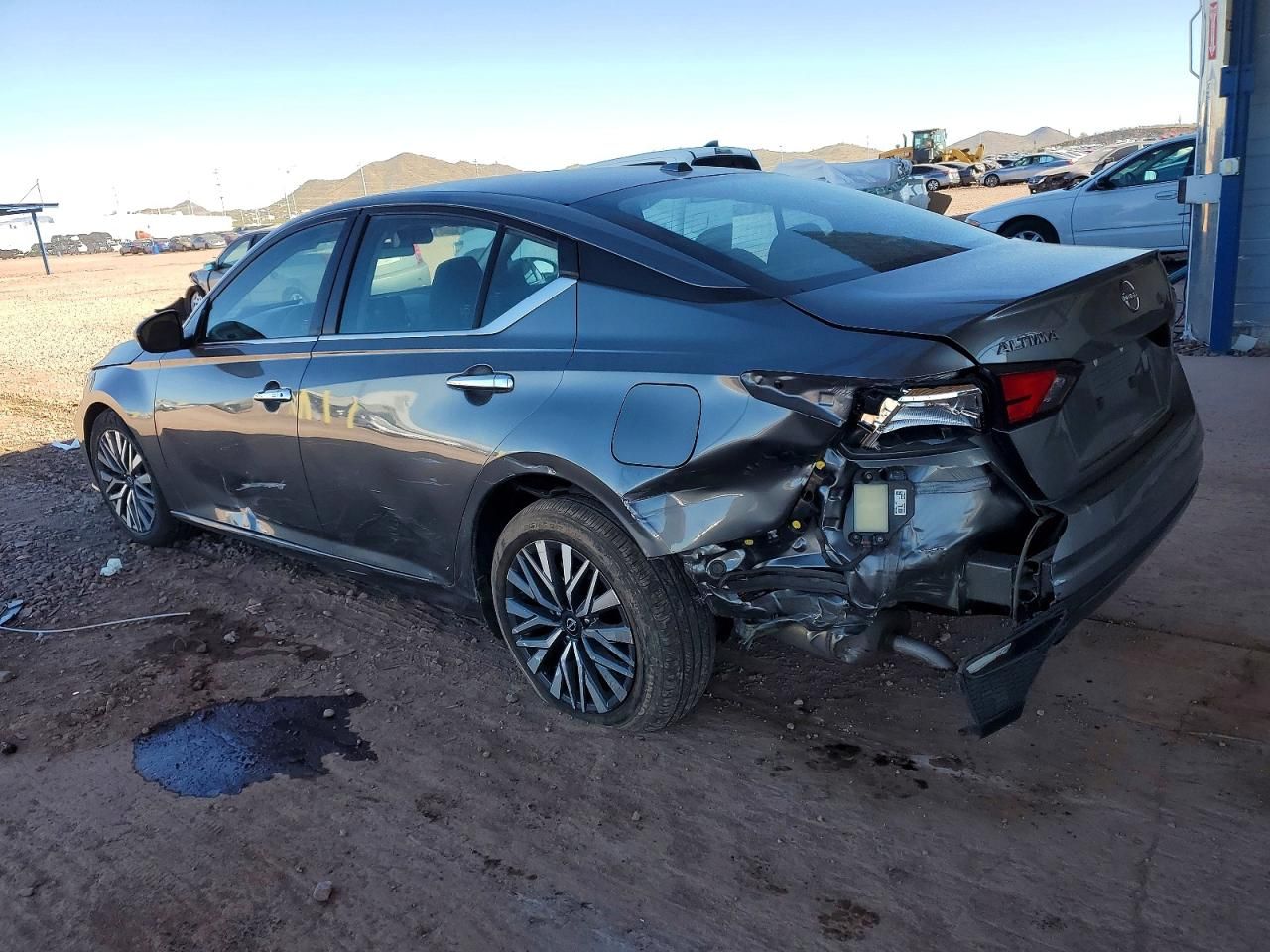 2024 Nissan Altima sv