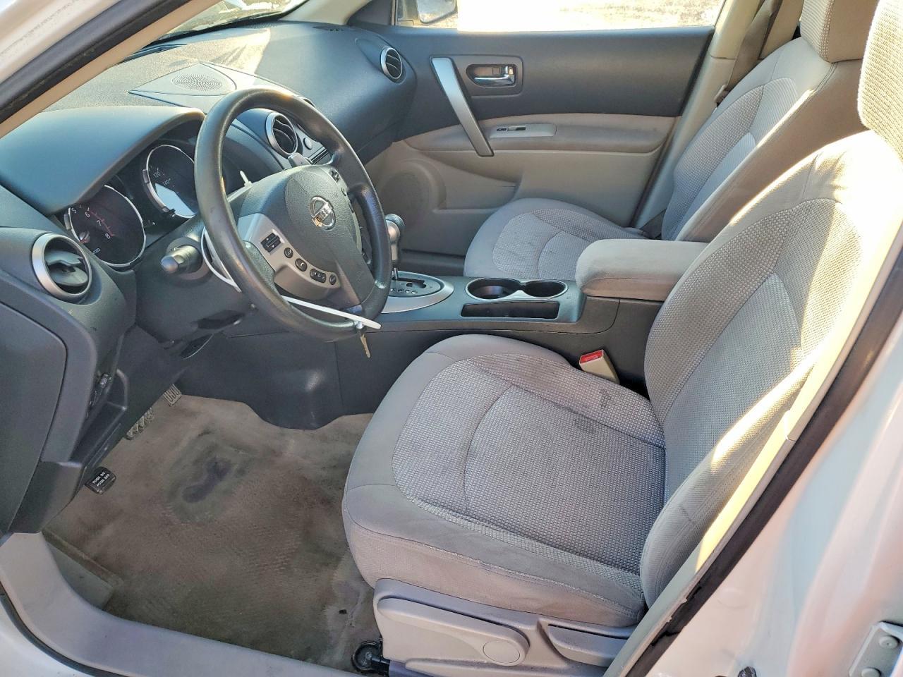 2009 Nissan Rogue s