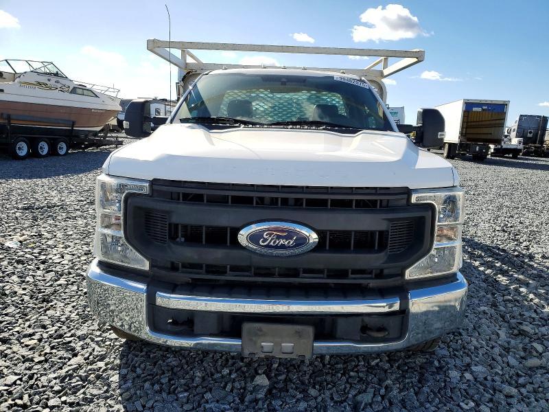 2020 Ford F350 Super Duty Flatbed Truck