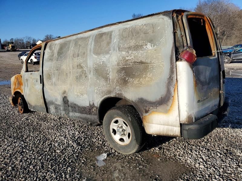 2005 Chevrolet Express 1500 Delivery Van