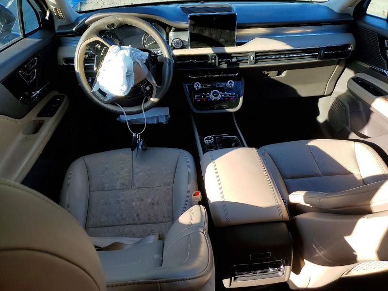 2021 Lincoln Townhouse Corsair