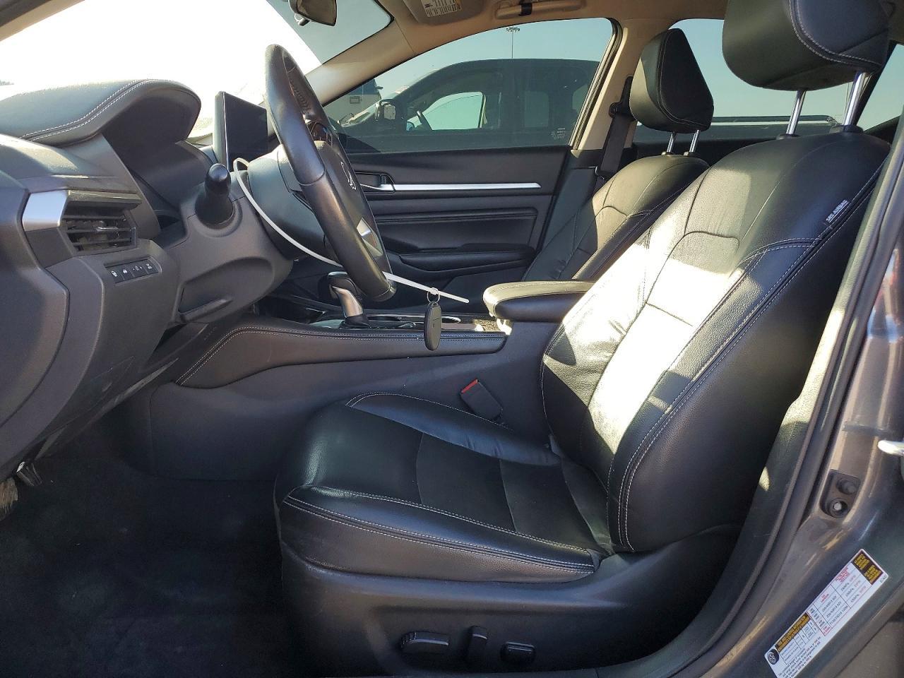 2023 Niss Altima 2.5 sl