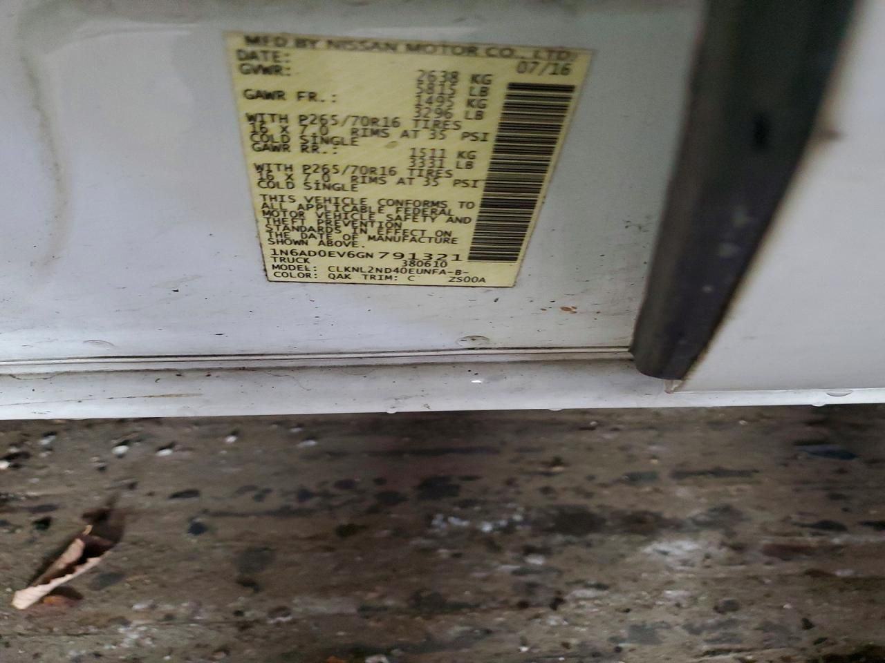 2016 Nissan Frontier s