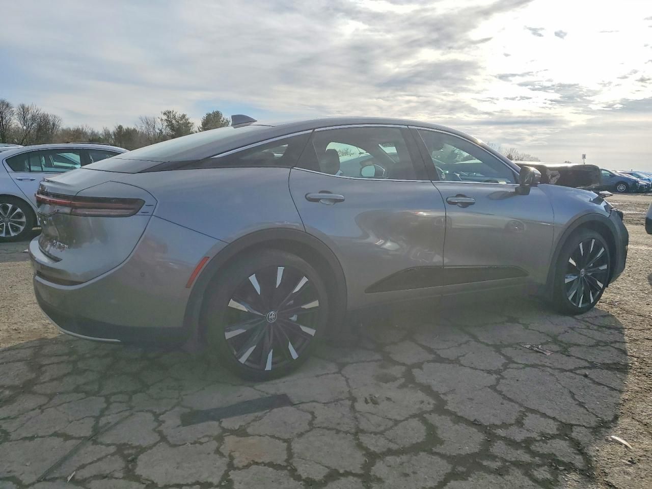 2024 Toyota Crown Platinum