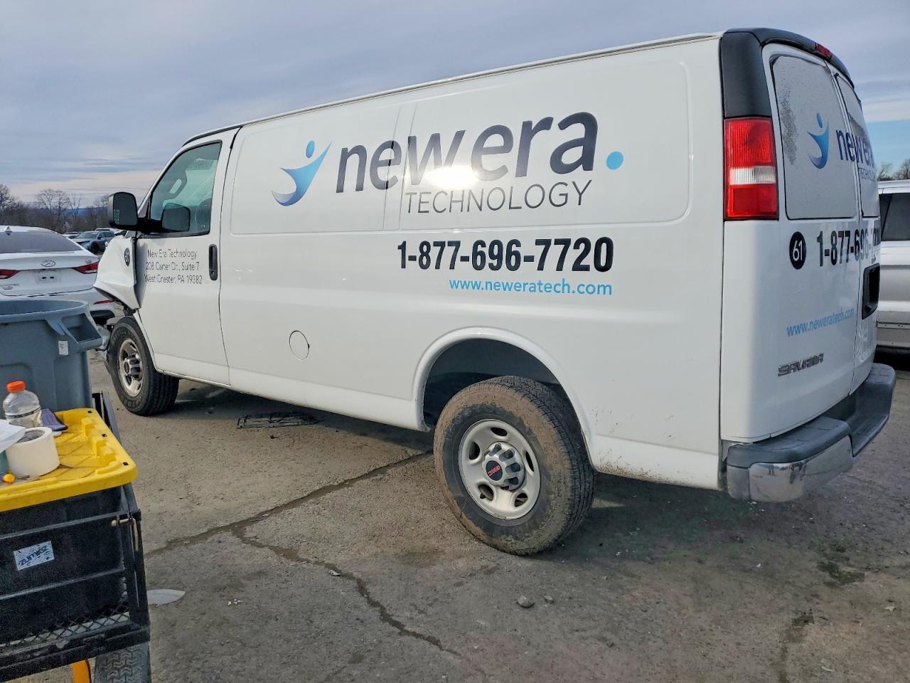 2017 GMC Savana 2500 Delivery Van
