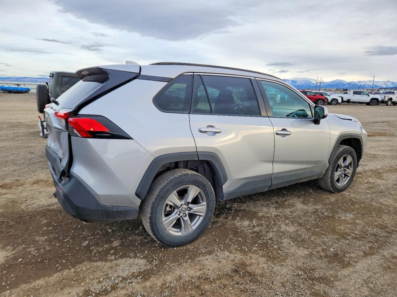 2022 Toyota Rav4 xle