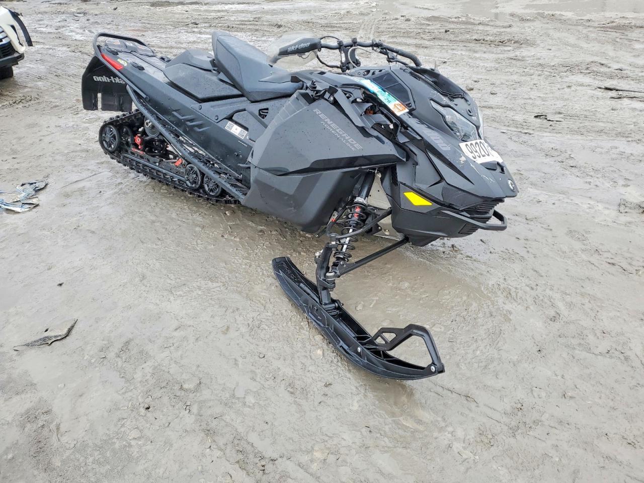 2023 Skidoo XRS Renega