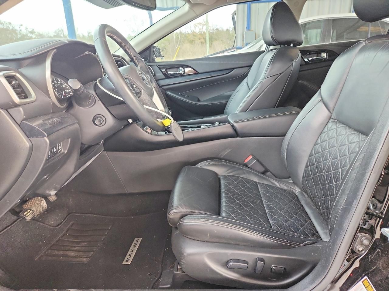 2022 Nissan Maxima Platinum