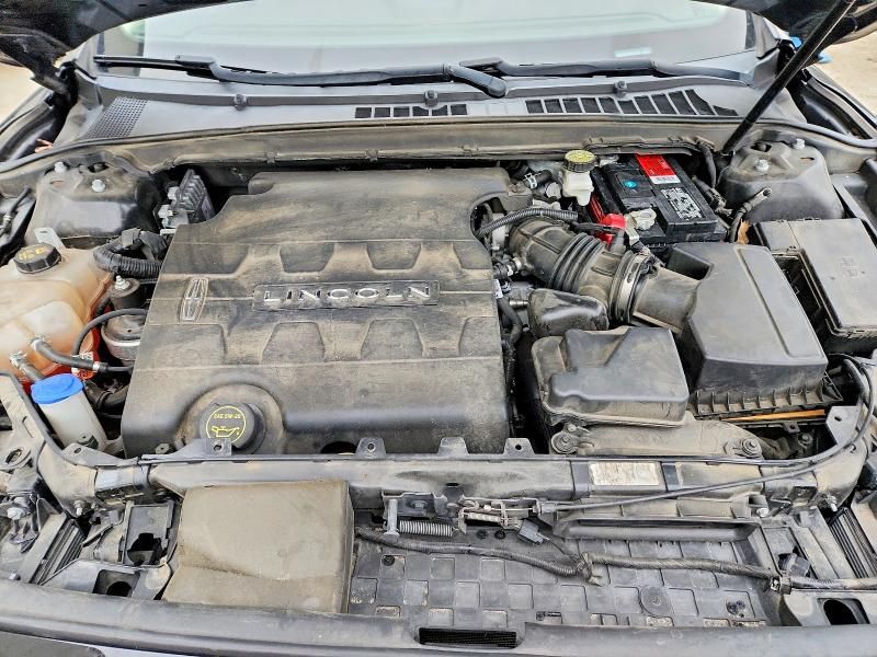 2018 Lincoln Continental Premiere