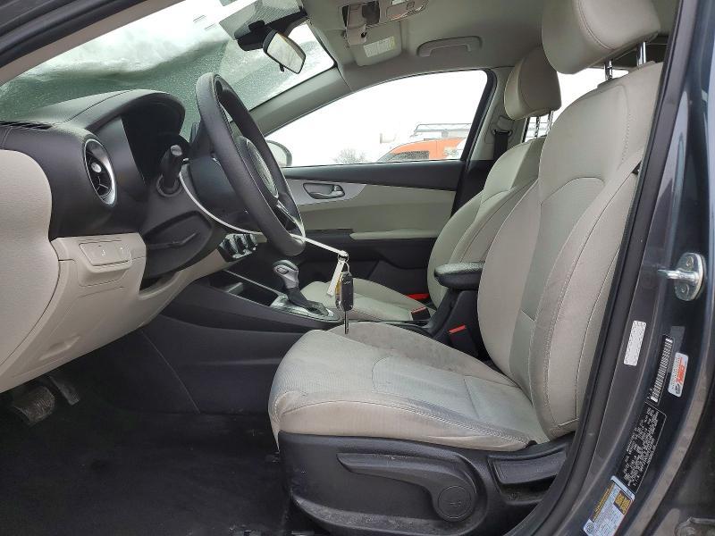 2023 KIA Forte lxs