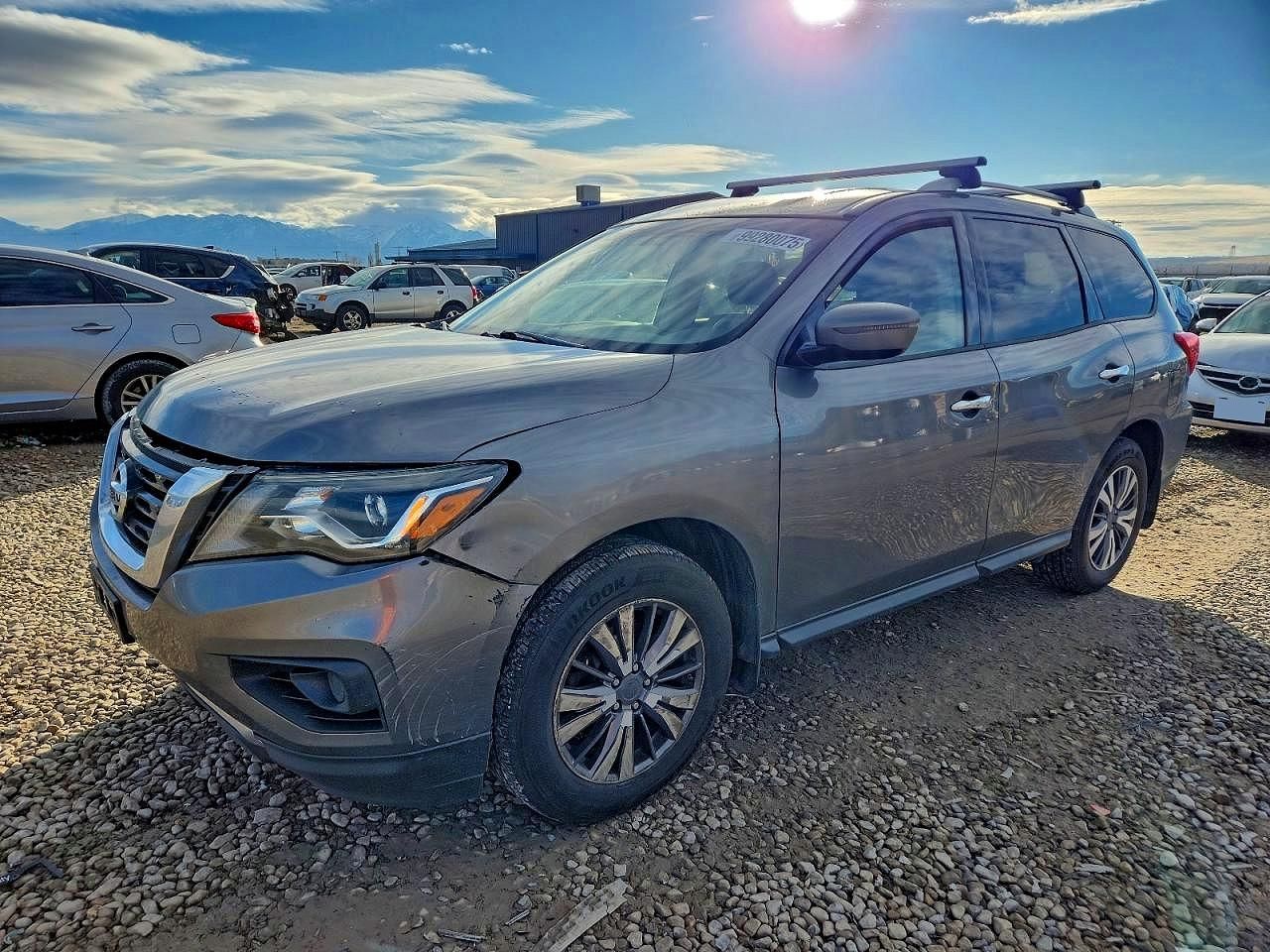 2017 Nissan Pathfinder s