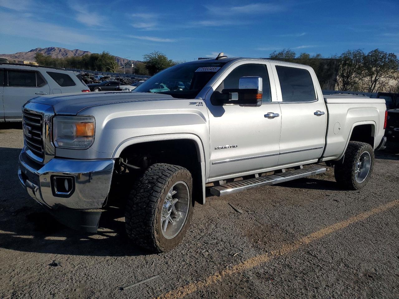 2016 GMC Sierra K2500 SLT
