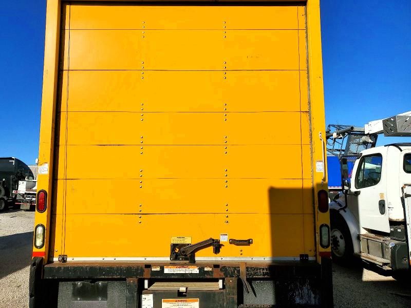 2013 International 4300 BOX Truck