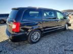 2014 Chrysler Town & Country Touring l